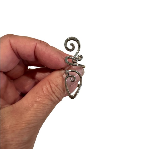 Boho Oversized Abstract Design Silver Tone Toe Ring - Picture 4 of 5